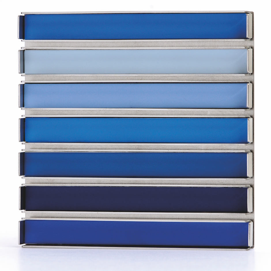 m-brosche e 5 blau